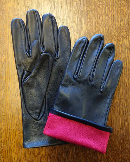 black nappa gloves